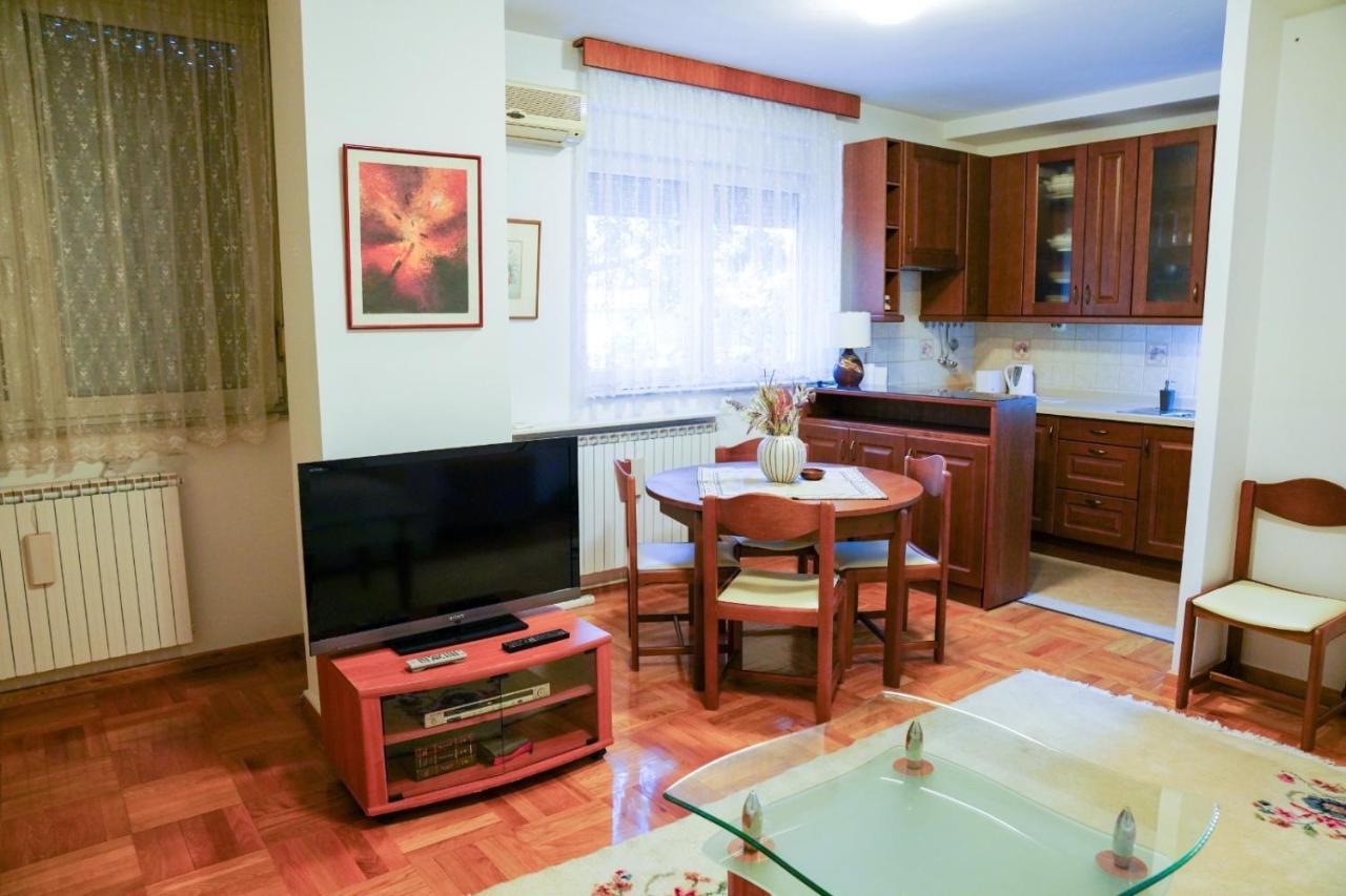 Skopjepad - Centrally Located, Stylish Pad מראה חיצוני תמונה